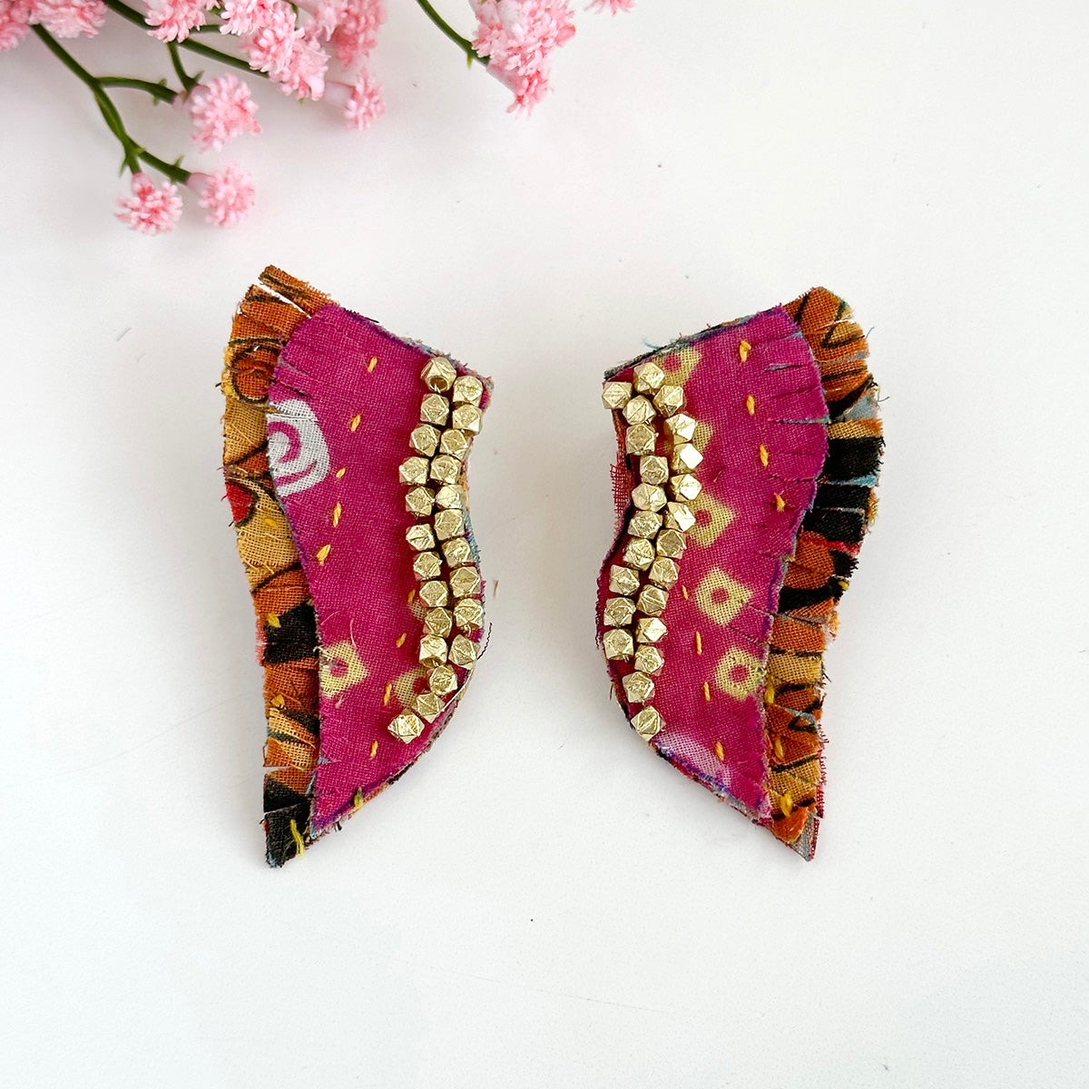 Load image into Gallery viewer, Kantha Hera Earrings
