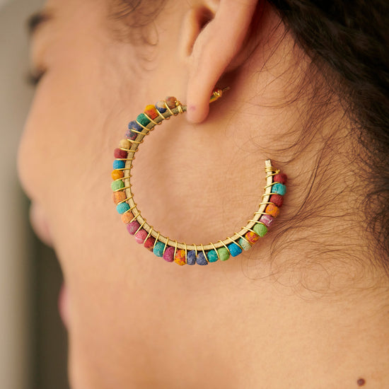 Load image into Gallery viewer, Kantha Milieu Classic Hoops
