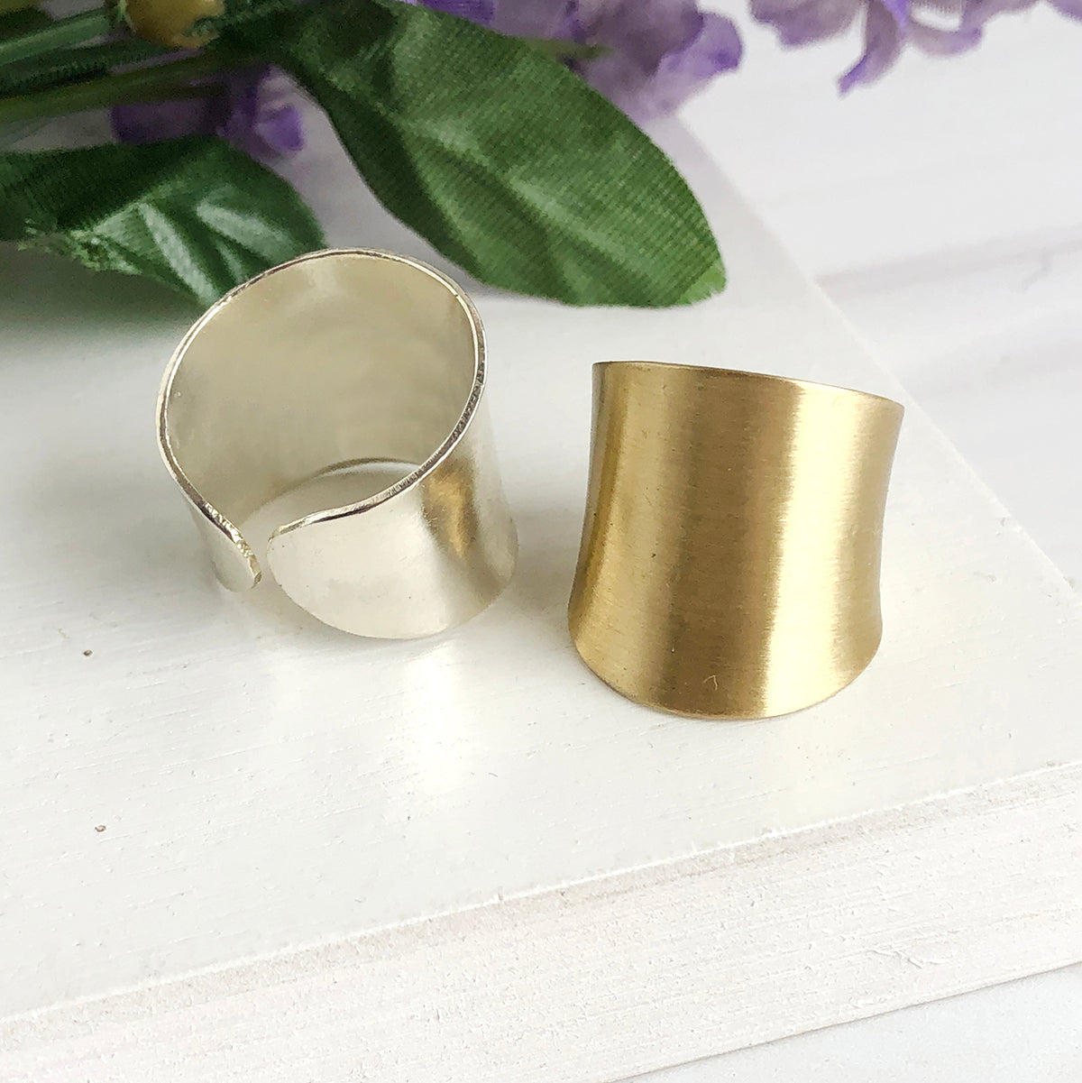 Concave Ring