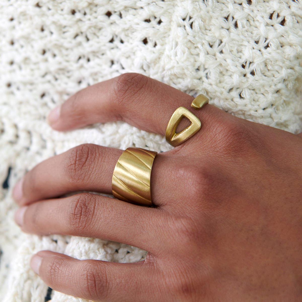 Rippled Ring