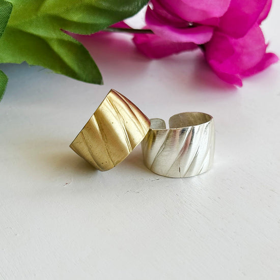 Rippled Ring
