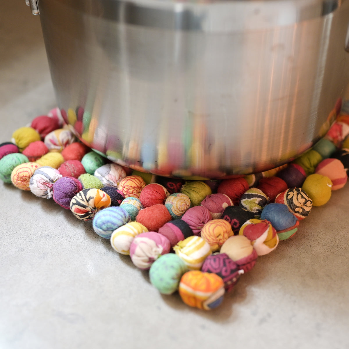 Trivet • Sari Home