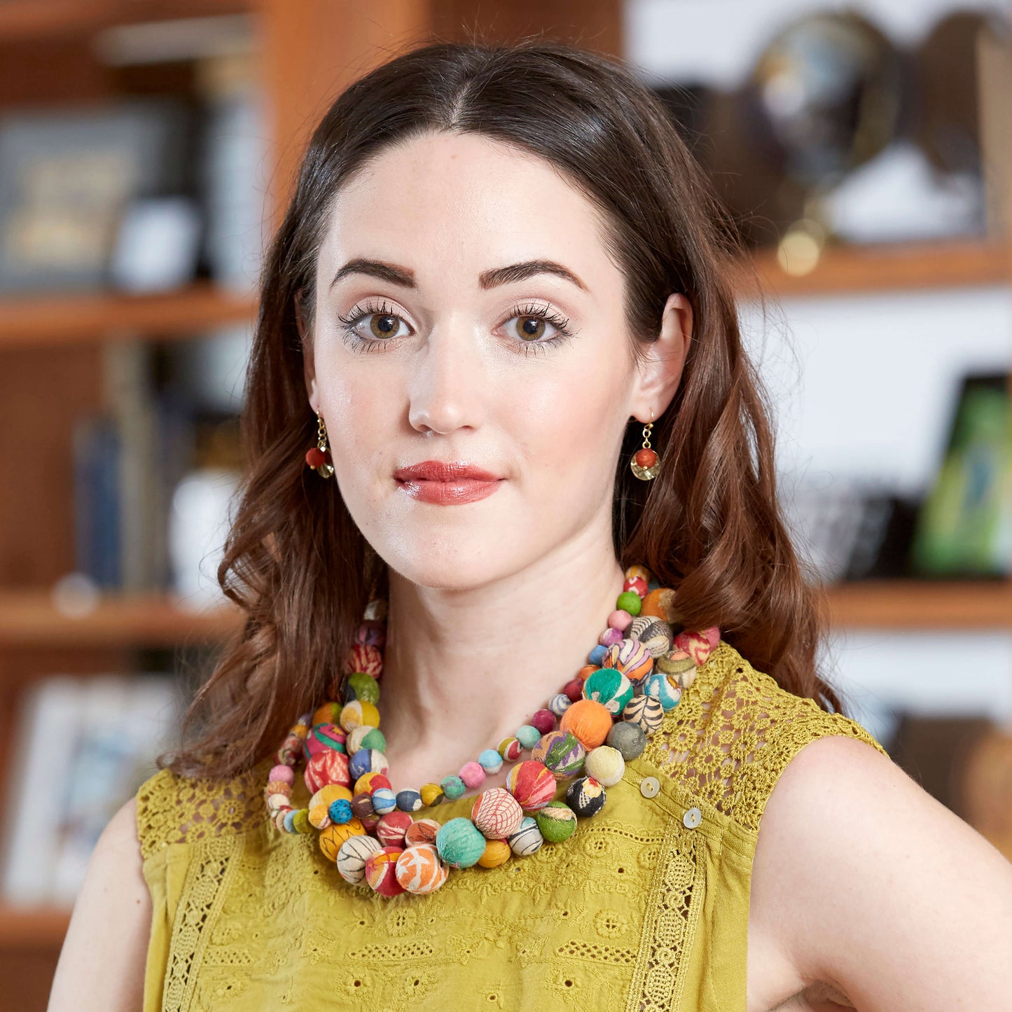 A model wears the Kantha Calypso Necklace.