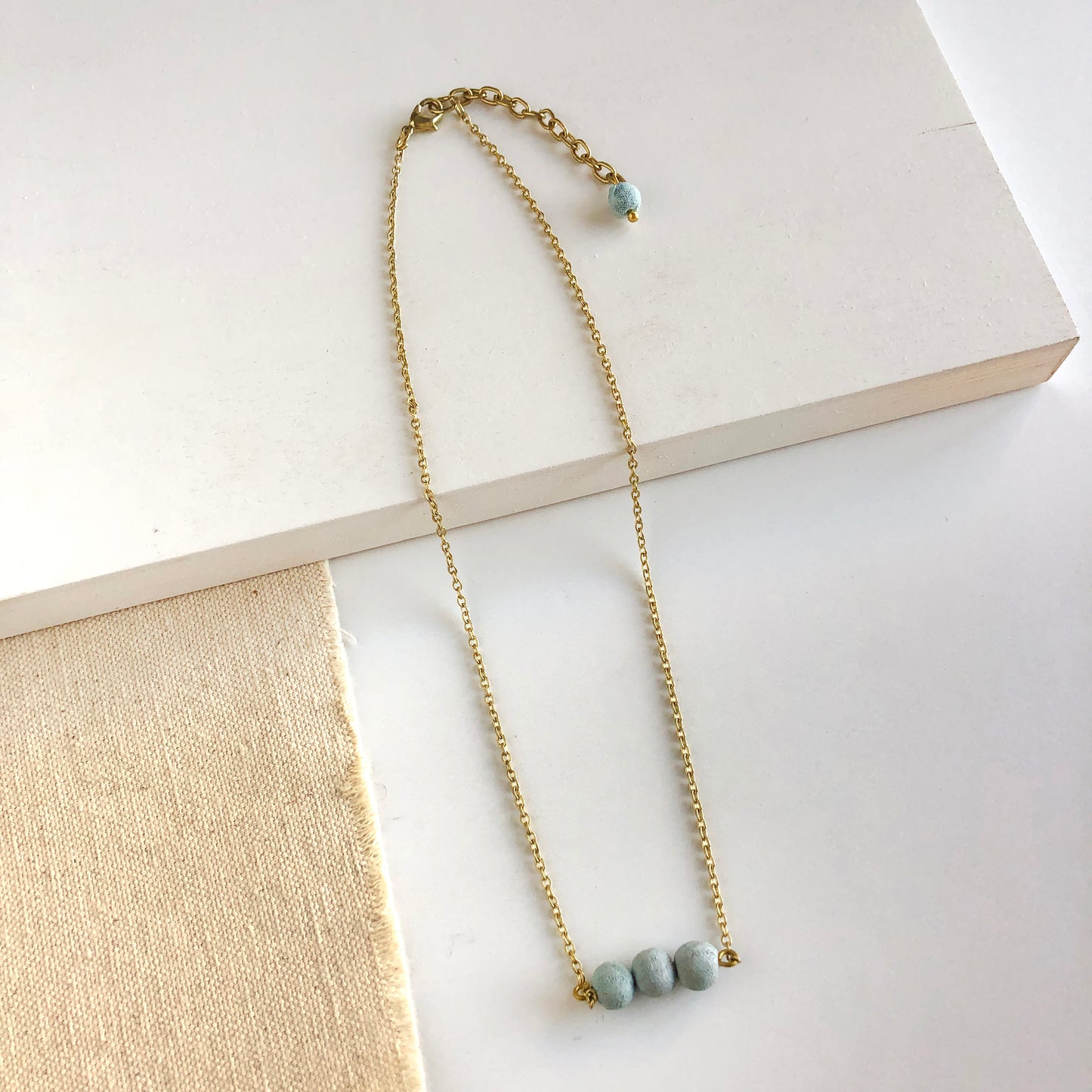 Load image into Gallery viewer, Blue Skies Pendant Necklace
