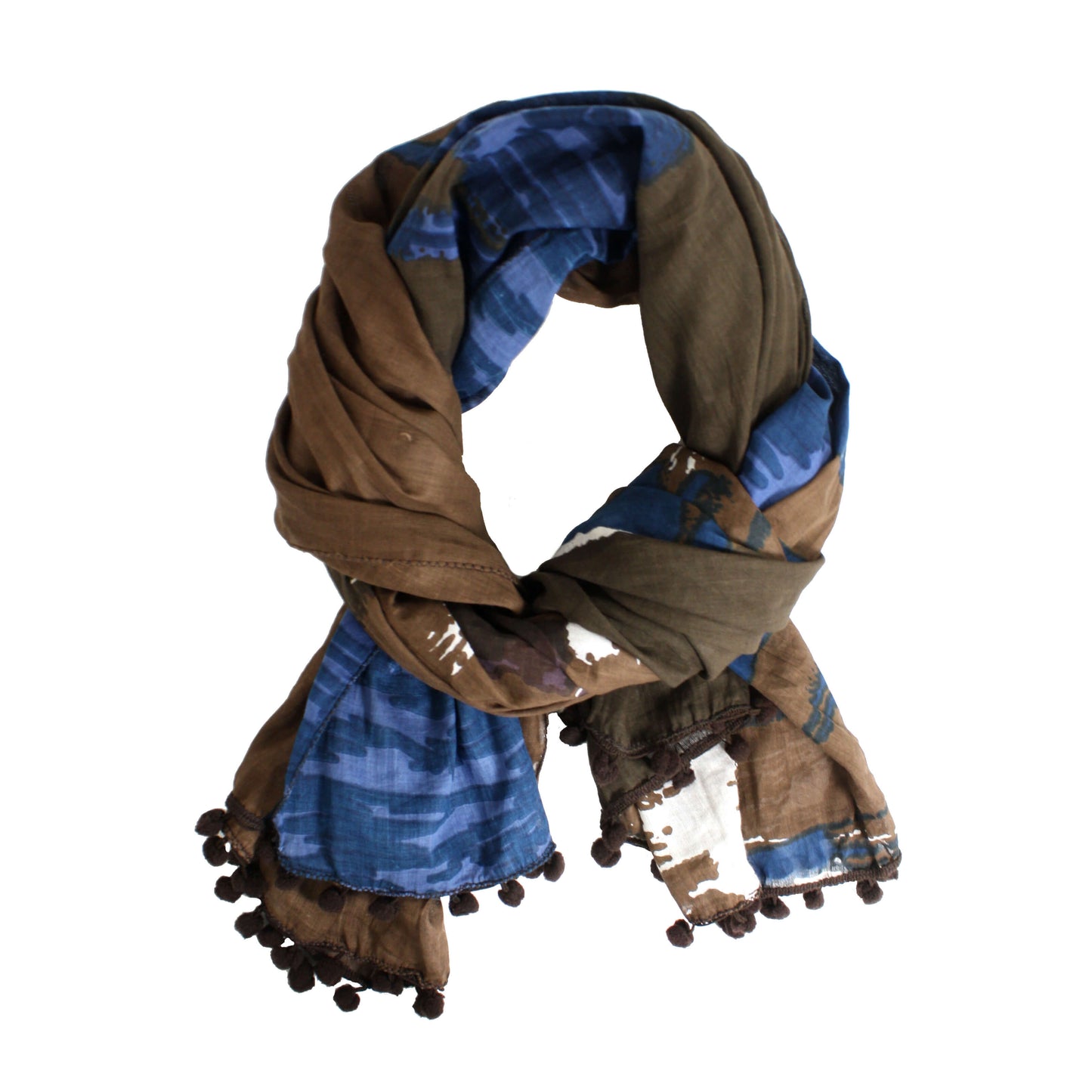 Horizon Scarf in the color Chocolate
